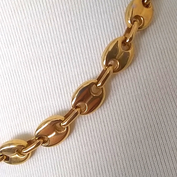 Gold Chain Necklace - Picture 2 of 3